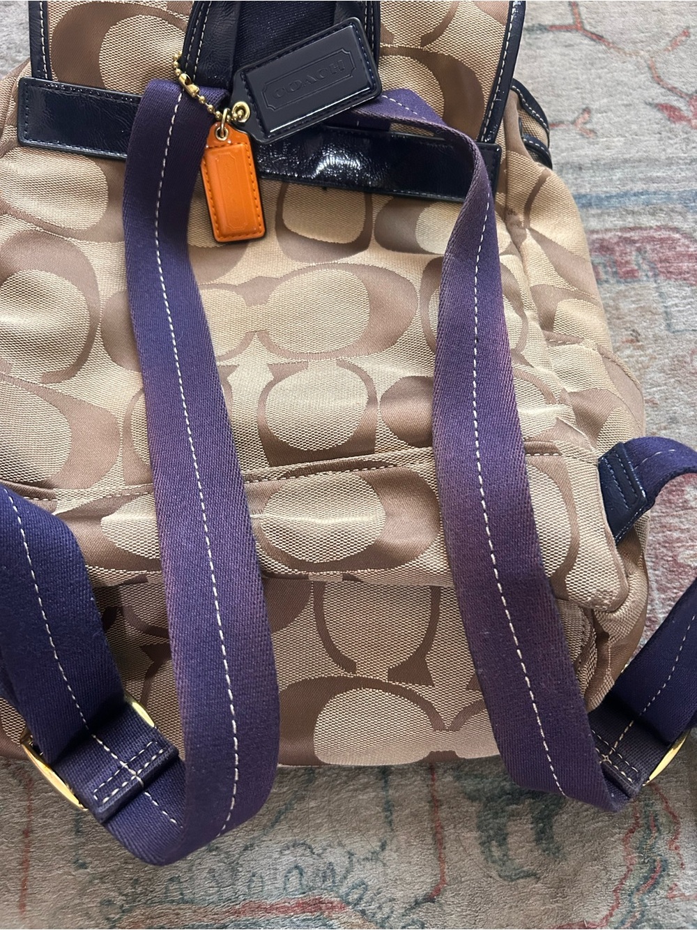 Coach Signature Backpack Gold Hardware Tan w Navy Trim Two Tags Charms Canvas - Picture 13 of 15